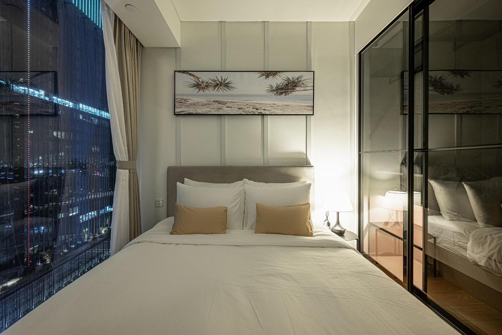 The Metropole Opera Residence By Kaystay Ho Chi Minh City Exterior photo