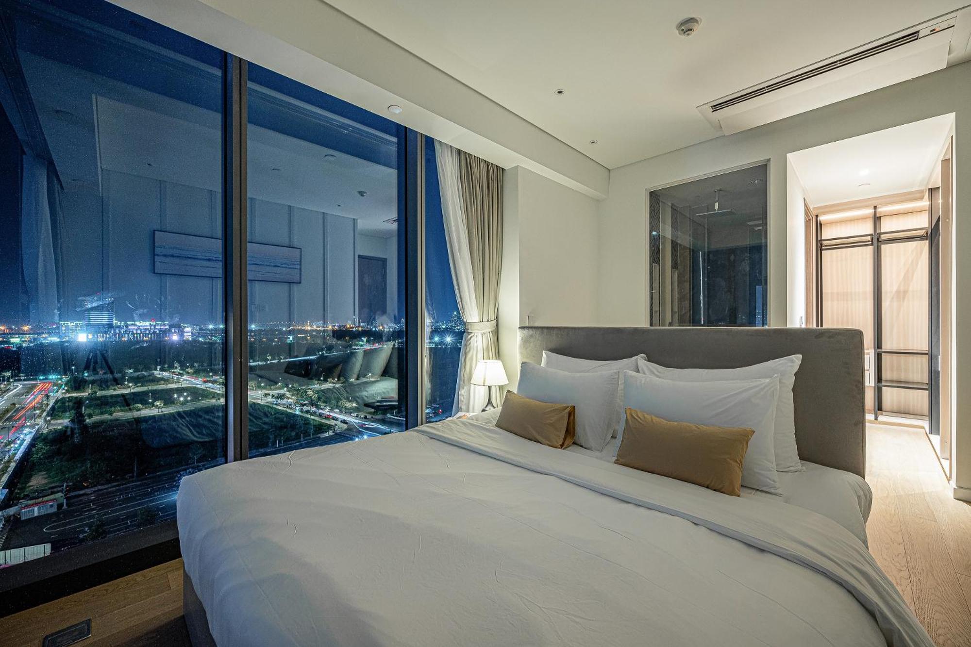The Metropole Opera Residence By Kaystay Ho Chi Minh City Exterior photo