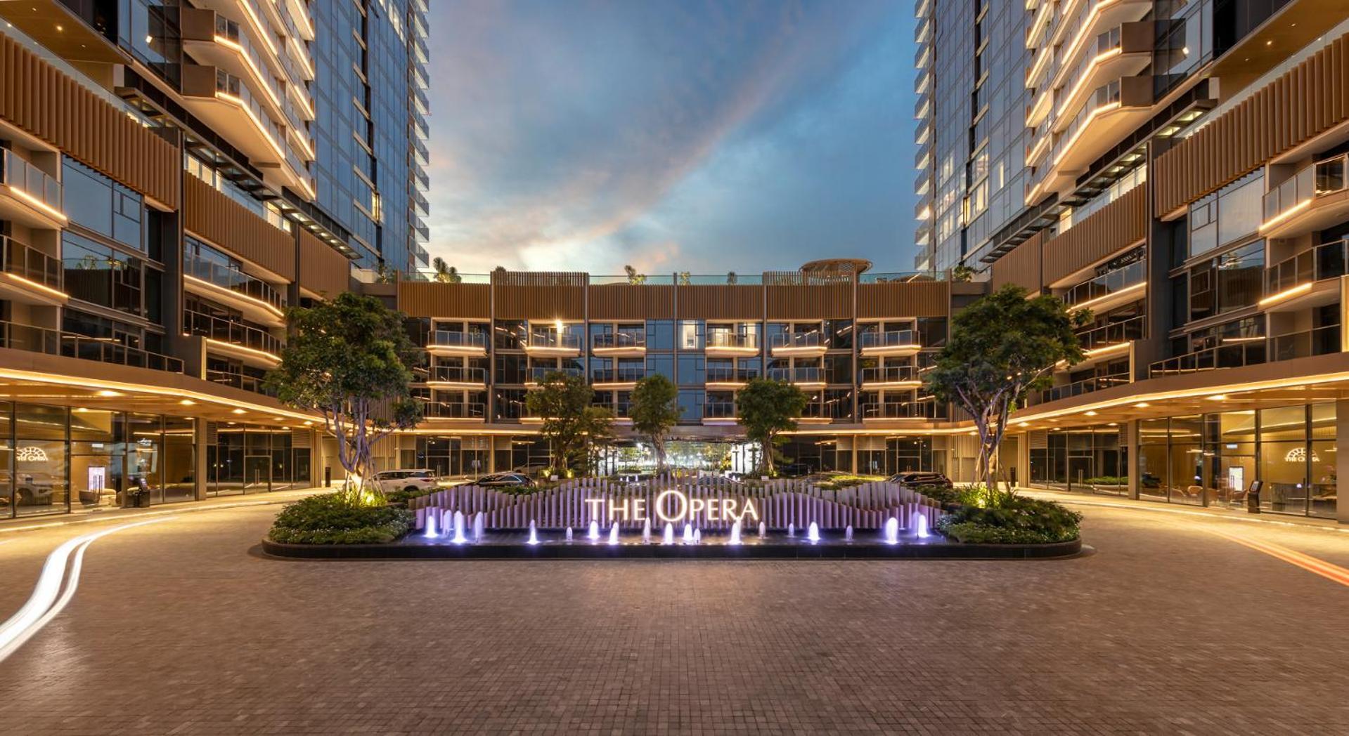 The Metropole Opera Residence By Kaystay Ho Chi Minh City Exterior photo